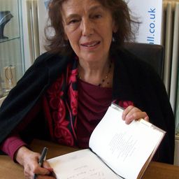 Claire Tomalin