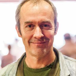 Stephen Dillane