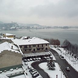 Arona