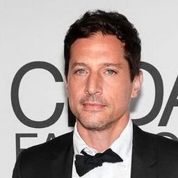American actor Simon Rex
