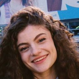 Sophie Pecora