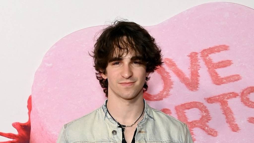 HOLLYWOOD, CALIFORNIA - FEBRUARY 03: Zachary Gordon attends the Premiere of Universal Pictures' "Love Hurts" at TCL Chinese Theatre on February 03, 2025 in Hollywood, California. Jon Kopaloff