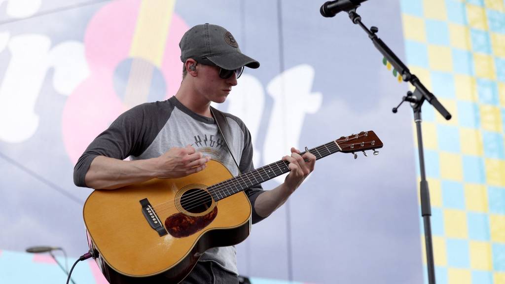  Sam Barber performs on the Chevy Riverfront stage during day two of CMA Fest 2025