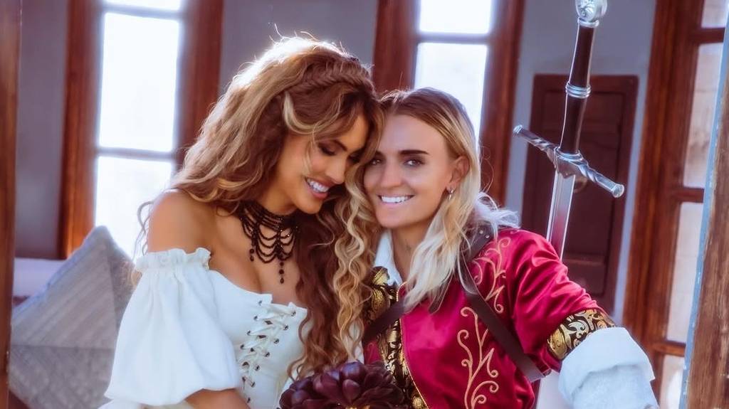 G Flip Marries Actress Chrishell Stause 