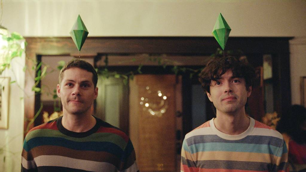 TWINLESS, from left: Dylan O'Brien, James Sweeney, 2025.  ©Roadside Attractions/Courtesy Everett Collection