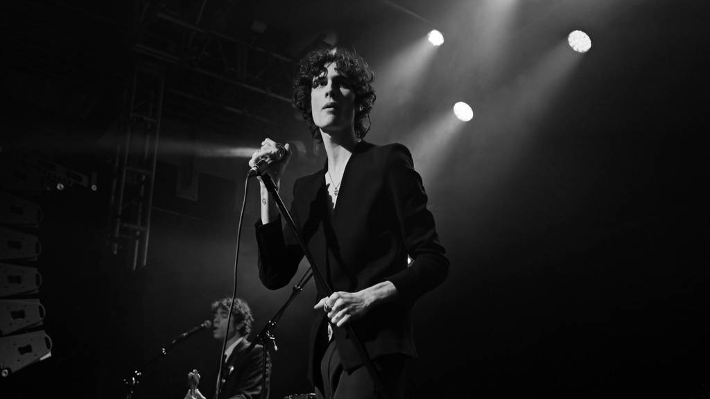 Sombr, aka Shane Boose, performing at the Islington Academy sombr in concert