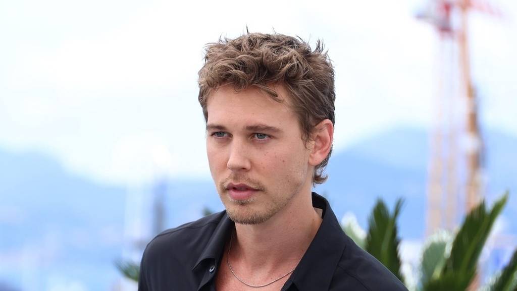 Cannes, FRANCE - The cast of "Eddington" gathered for a group photo during the official photocall at the 78th annual Cannes Film Festival, held at the iconic Palais des Festivals.  BACKGRID USA 17 MAY 2025 Pictured: Austin Butler