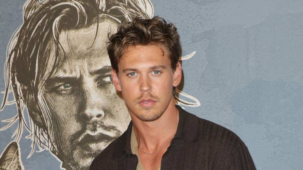 Austin Butler - Photocall du film "Pris au piège - Caught Stealing" au cinéma Max Linder à Paris le 21 août 2025. Coadic Guirec / Bestimage Photocall for the movie “Pris au piège - Caught Stealing” at the Max Linder cinema in Paris on august 21st 2025
