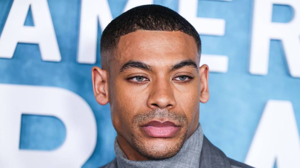 LOS ANGELES, CALIFORNIA, USA - FEBRUARY 17: Aaron Pierre arrives at the 7th Annual American Black Film Festival (ABFF) Honors 2025 held at the SLS Hotel, a Luxury Collection Hotel, Beverly Hills on February 17, 2025 in Los Angeles, California, United States.
